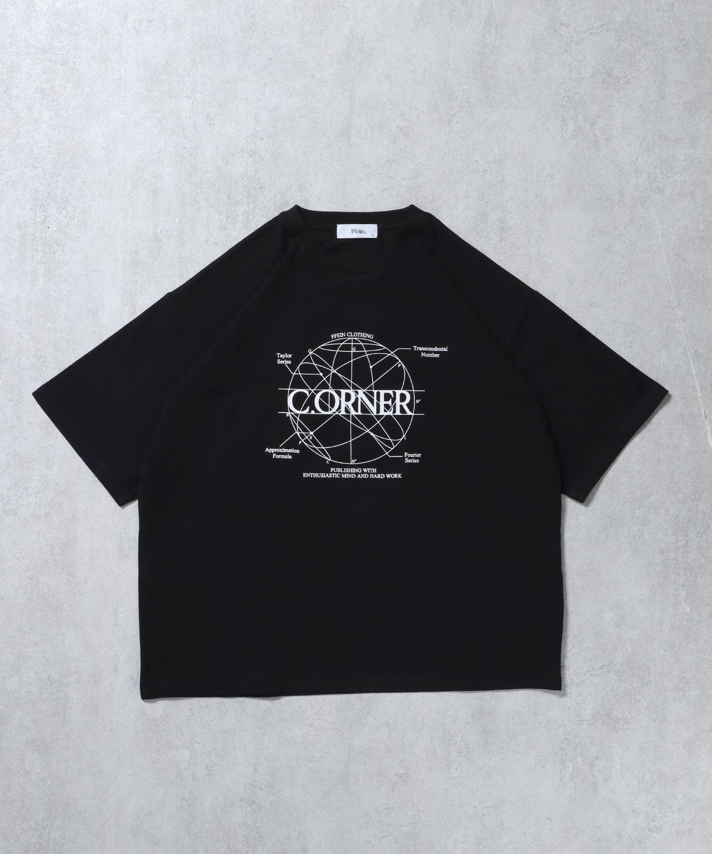 サークルアート線画プリントTシャツ / 男女兼用 レギュラーサイズ ワンポイント シンプル アートT ブラック